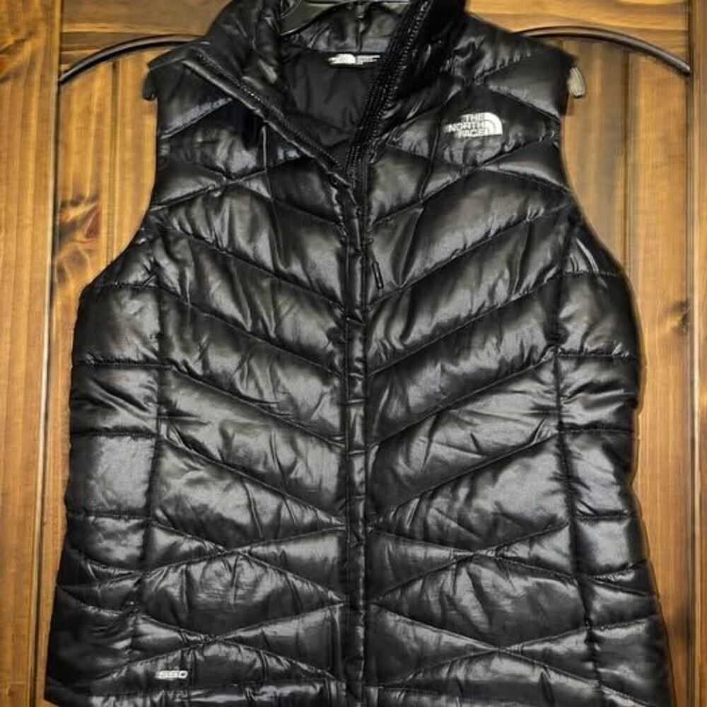 Large Women’s The North Face Down Puffer Vest